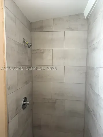 41 SW 7th Avenue Dania Beach FL 33004