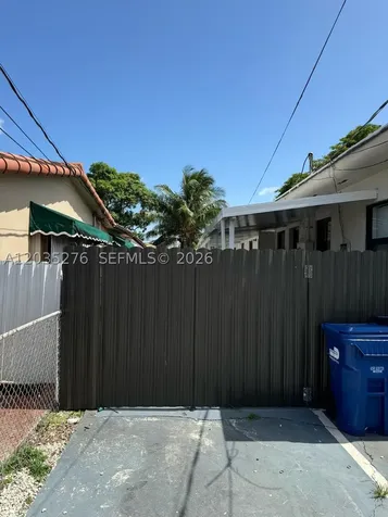7360 SW 21st Street Miami FL 33155
