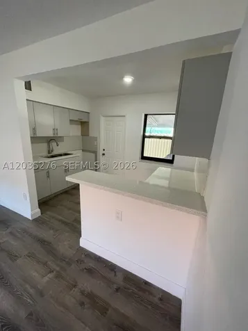 7360 SW 21st Street Miami FL 33155