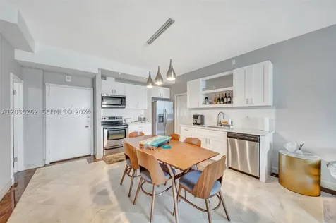 5005 Collins Avenue Miami Beach FL 33140