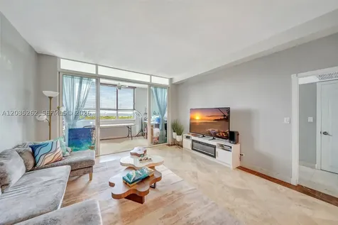 5005 Collins Avenue Miami Beach FL 33140