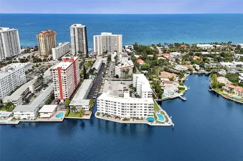 3181 S Ocean Drive Hallandale Beach FL 33009