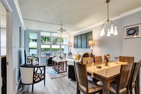 3181 S Ocean Drive Hallandale Beach FL 33009
