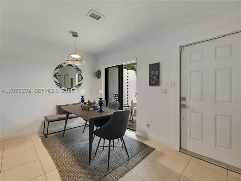 11472 SW 87th Terrace Miami FL 33173