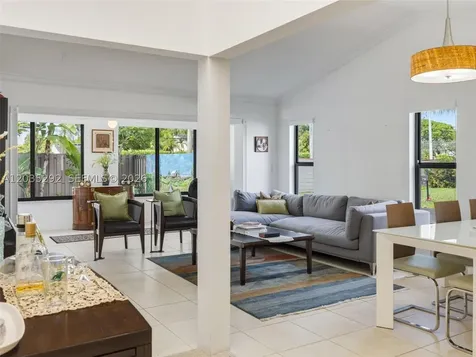 11472 SW 87th Terrace Miami FL 33173