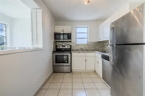 421 NE 1st Street Hallandale Beach FL 33009