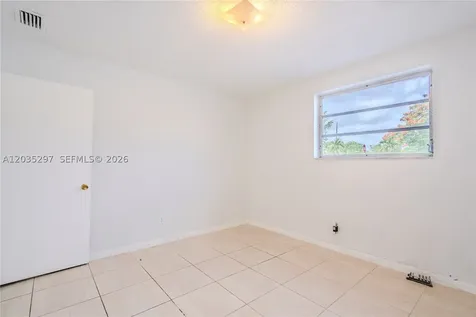 421 NE 1st Street Hallandale Beach FL 33009