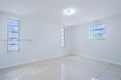 421 NE 1st Street Hallandale Beach FL 33009