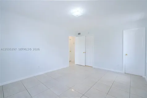 421 NE 1st Street Hallandale Beach FL 33009