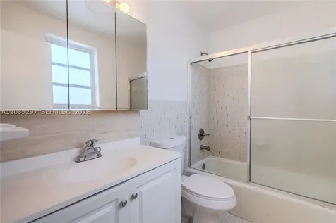 421 NE 1st Street Hallandale Beach FL 33009