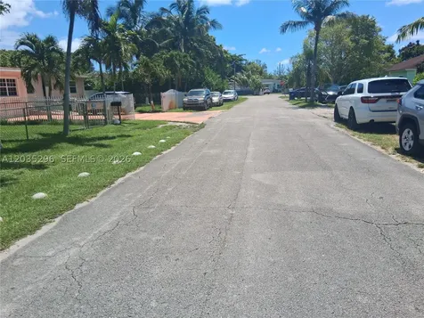 220 NW 150th Street Miami FL 33168