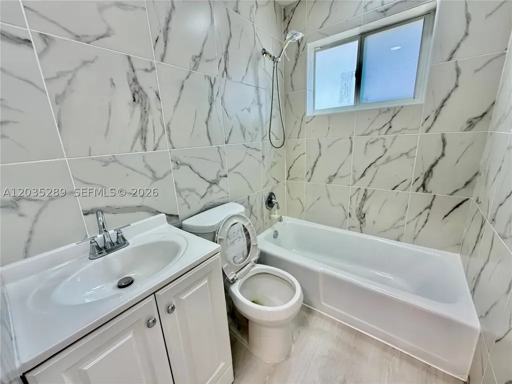 2417 NW 20th Street Fort Lauderdale FL 33311