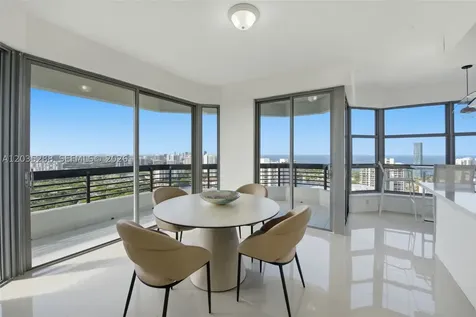 3500 Mystic Pointe Drive Aventura FL 33180