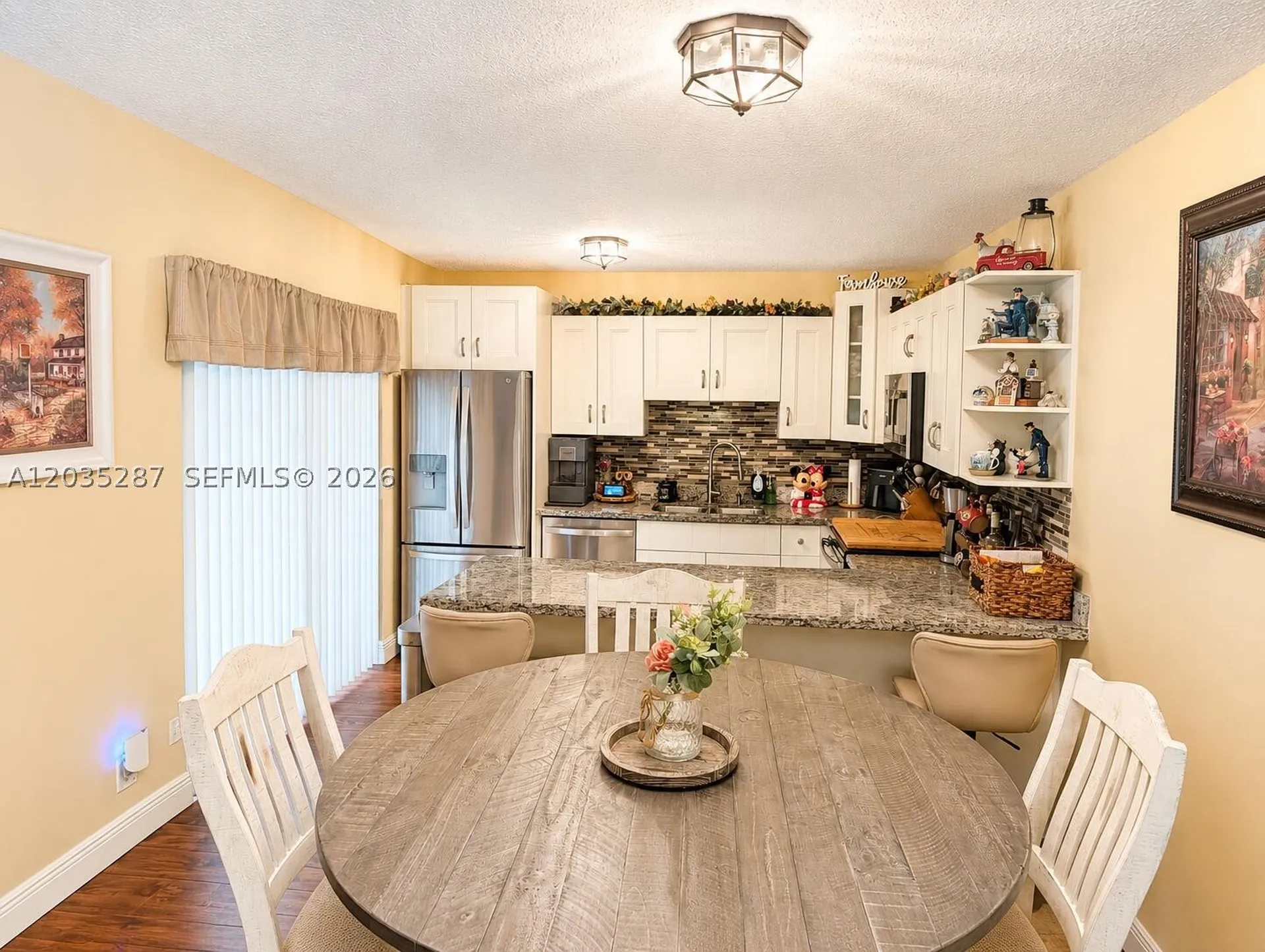 2589 Garden Hollywood FL 33026
