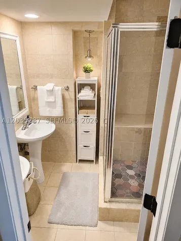 2589 Garden Hollywood FL 33026