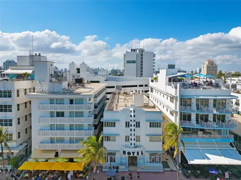 1024 Ocean Drive Miami Beach FL 33139