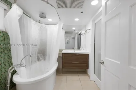 1024 Ocean Drive Miami Beach FL 33139
