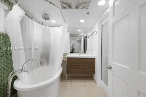 1024 Ocean Drive Miami Beach FL 33139