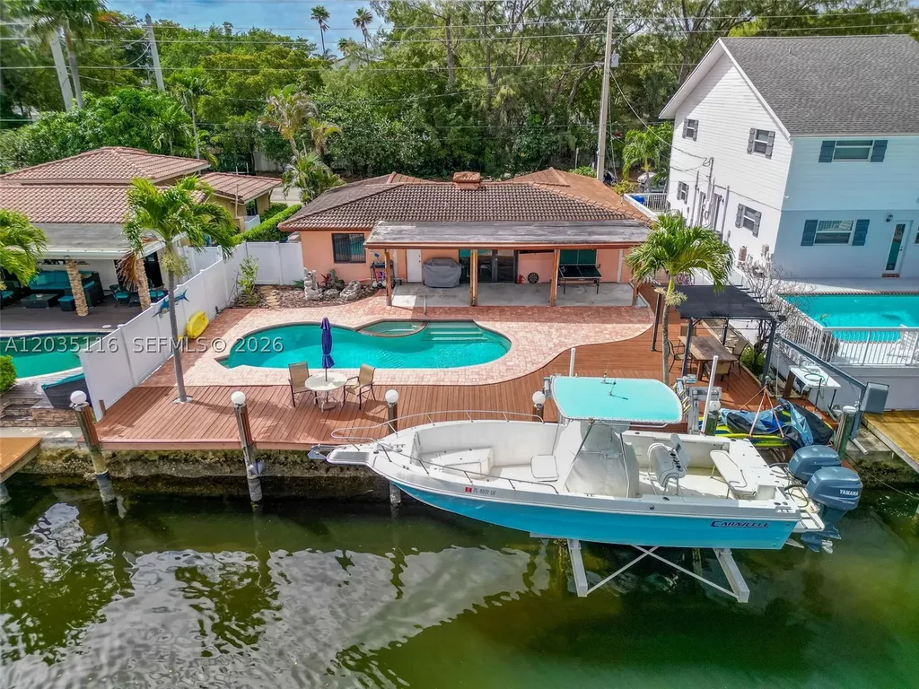 2447 SE 15th Street Pompano Beach FL 33062