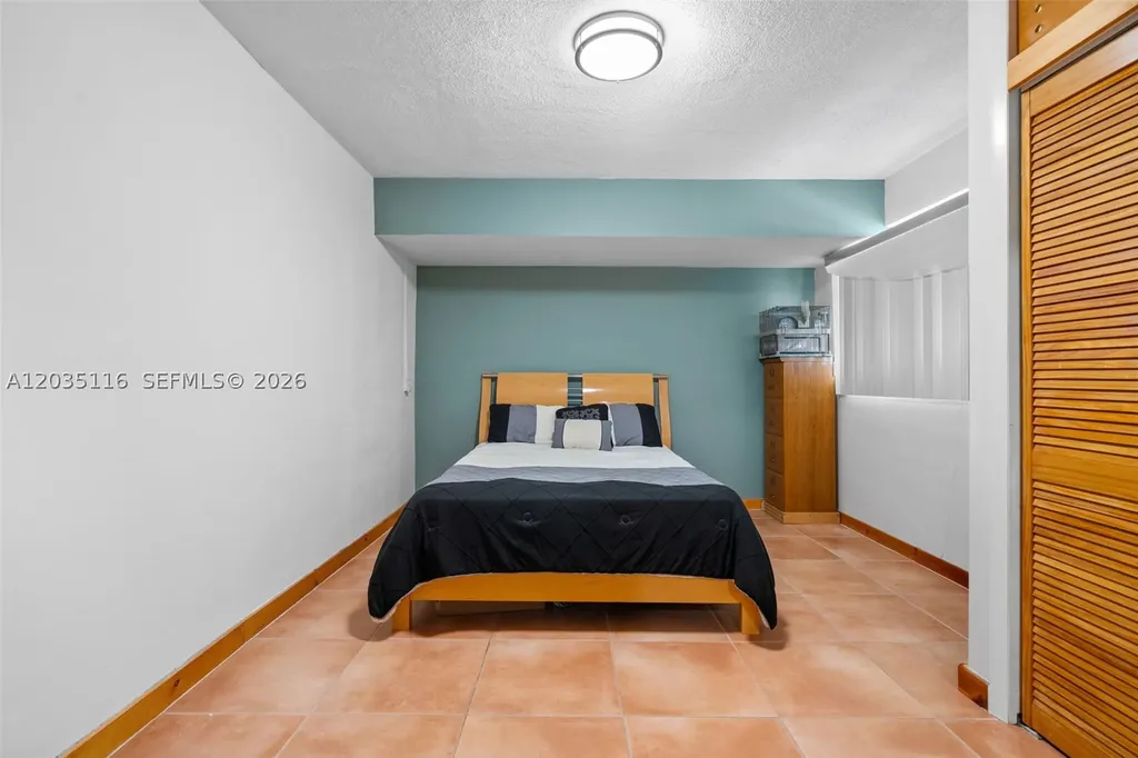 2447 SE 15th Street Pompano Beach FL 33062