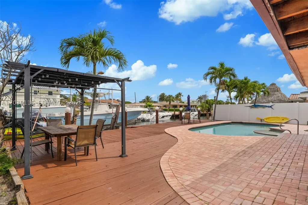 2447 SE 15th Street Pompano Beach FL 33062