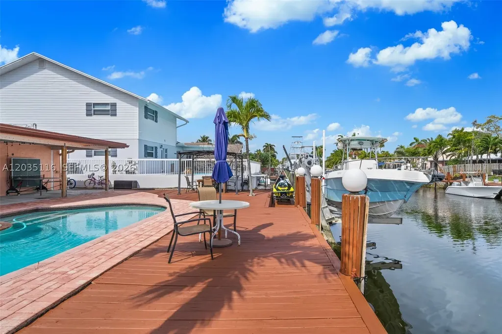 2447 SE 15th Street Pompano Beach FL 33062