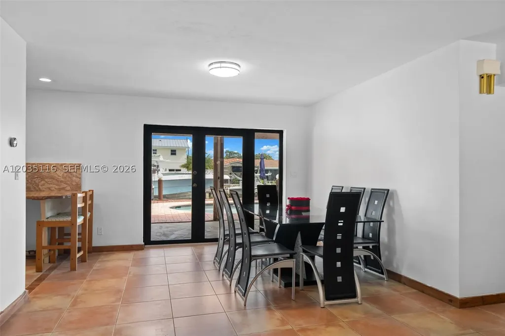 2447 SE 15th Street Pompano Beach FL 33062