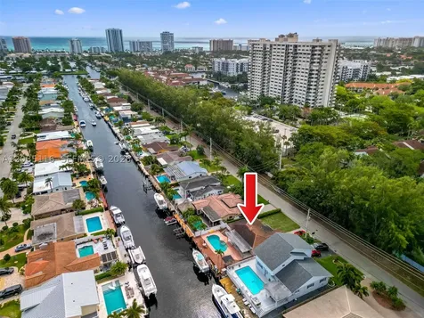 2447 SE 15th Street Pompano Beach FL 33062