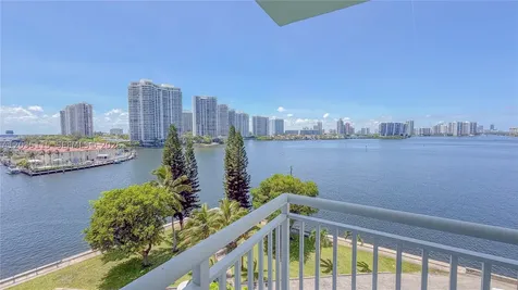 301 174 Street Sunny Isles Beach FL 33160