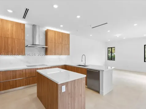 19701 NE 16th Place Miami FL 33179