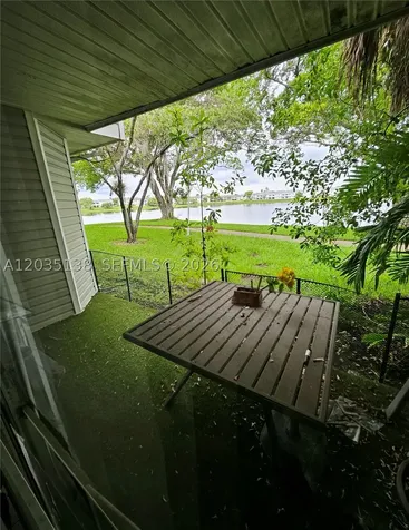3465 NW 44th Street Oakland Park FL 33309