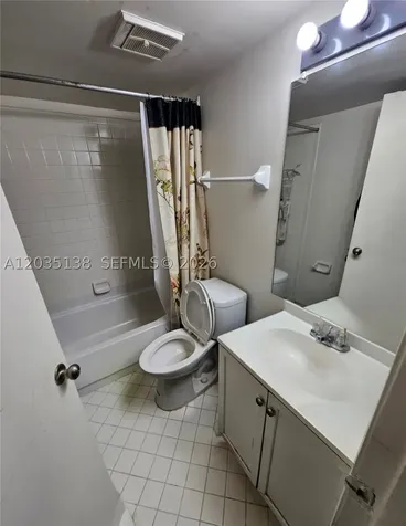 3465 NW 44th Street Oakland Park FL 33309