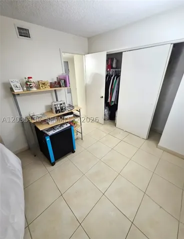 3465 NW 44th Street Oakland Park FL 33309