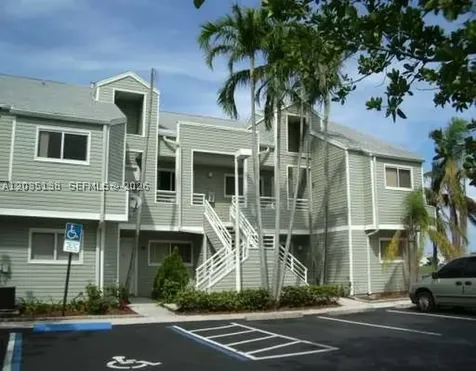 3465 NW 44th Street Oakland Park FL 33309