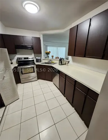 3465 NW 44th Street Oakland Park FL 33309