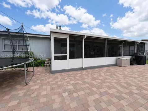 9515 Dominican Drive Cutler Bay FL 33189