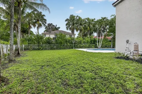 841 Lavender Circle Weston FL 33327