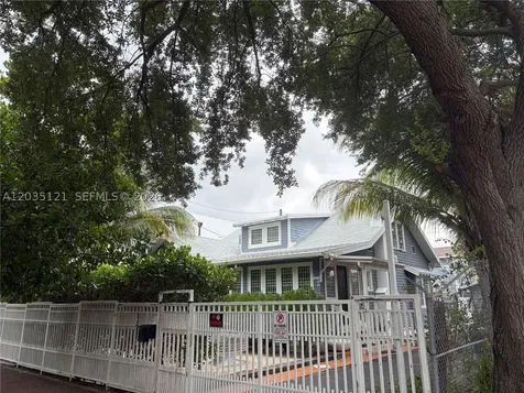 840 SW 13th Avenue Miami FL 33135