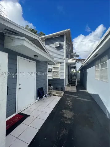 840 SW 13th Avenue Miami FL 33135