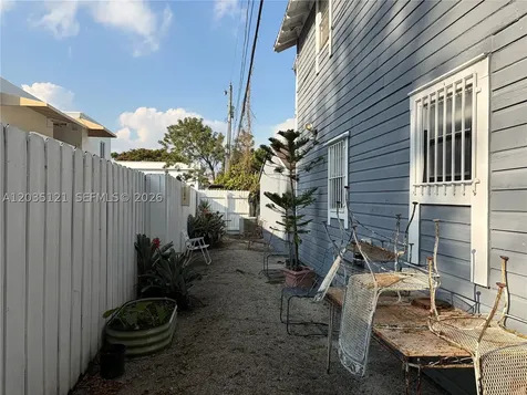 840 SW 13th Avenue Miami FL 33135