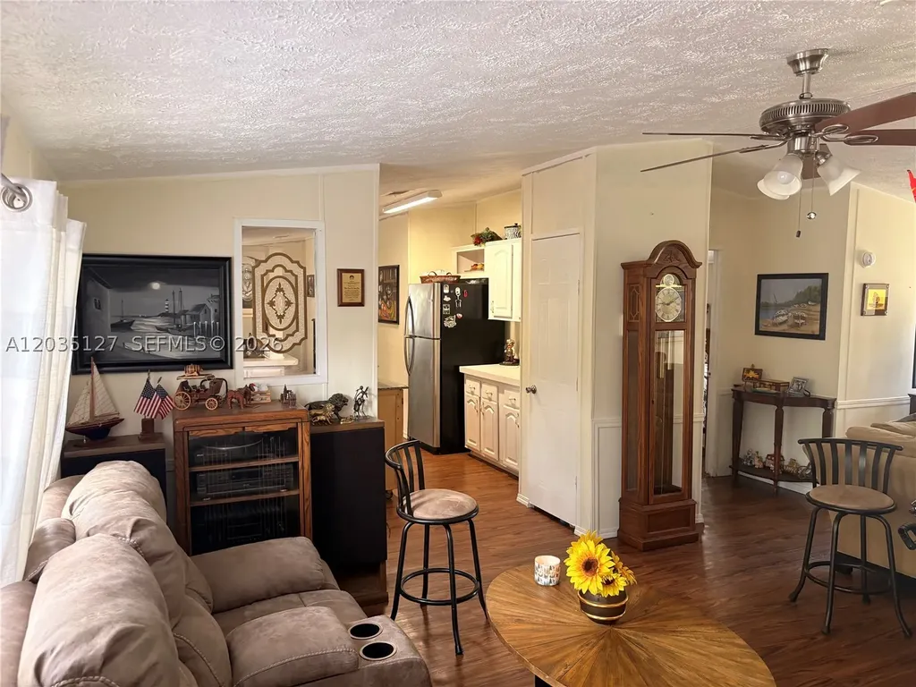 7117 SW Archer Road Other City - In The State Of Florida FL 32608
