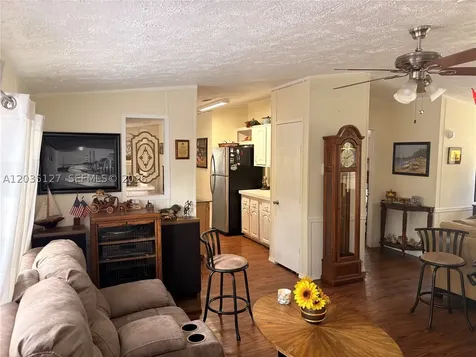 7117 SW Archer Road Other City - In The State Of Florida FL 32608