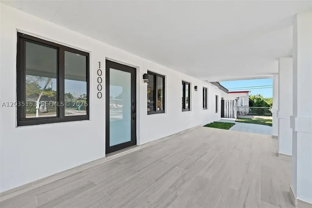 10000 SW 43rd Street Miami FL 33165