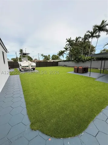 10000 SW 43rd Street Miami FL 33165