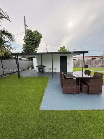 10000 SW 43rd Street Miami FL 33165