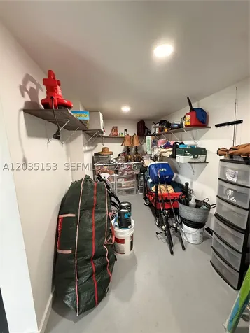 10000 SW 43rd Street Miami FL 33165