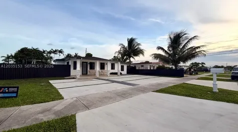 10000 SW 43rd Street Miami FL 33165
