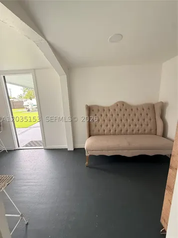 10000 SW 43rd Street Miami FL 33165
