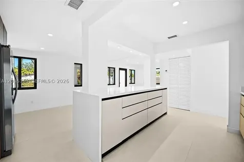 10000 SW 43rd Street Miami FL 33165