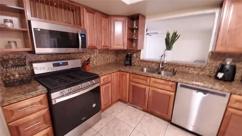 7607 Dilido Boulevard Miramar FL 33023